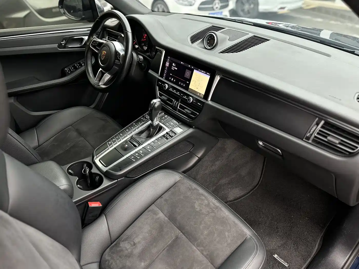 Porsche Macan 2020 Macan 2.0T фото 10