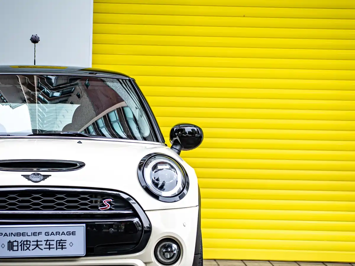 MINI 2019 2.0T COOPER S Classic фото 6