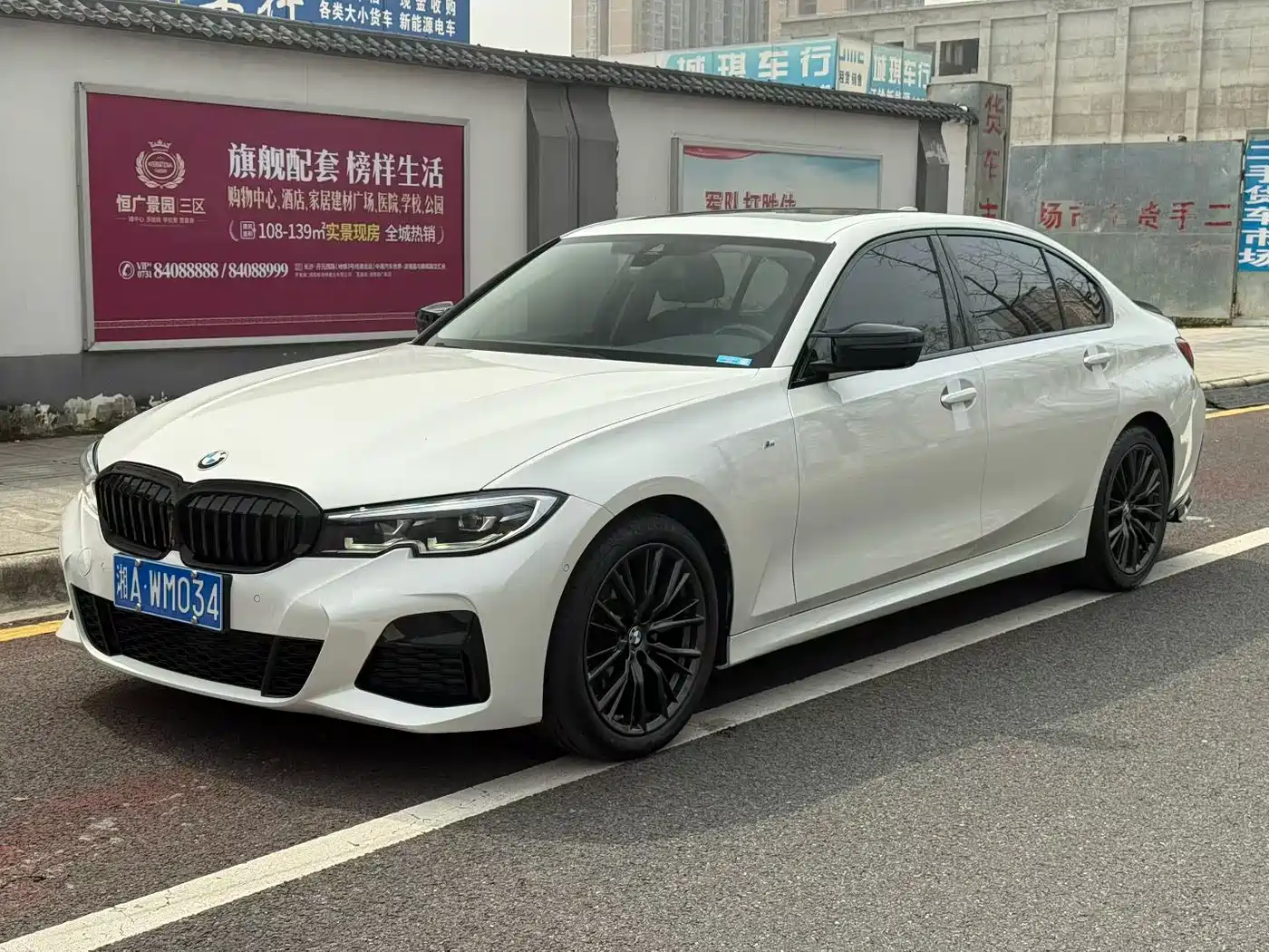 BMW 3 Series 2020 325Li M Sport Black Night Package фото 10