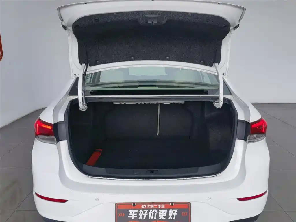 Buick Excelle 2019 15T DCT Connected Elite Type China VI фото 16