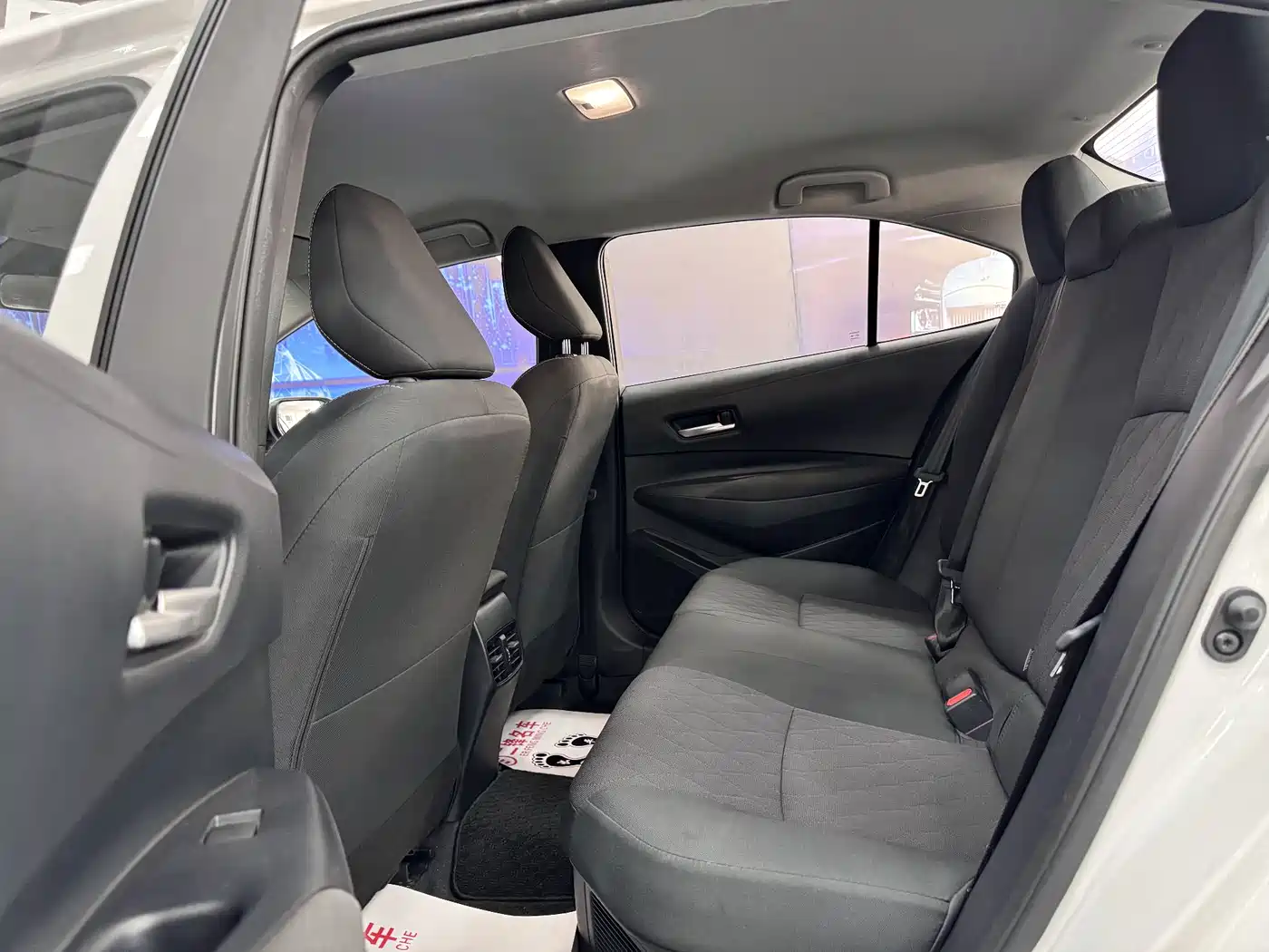 Toyota Corolla 2024 Model 1.8L Smart Hybrid Pioneer Edition фото 8