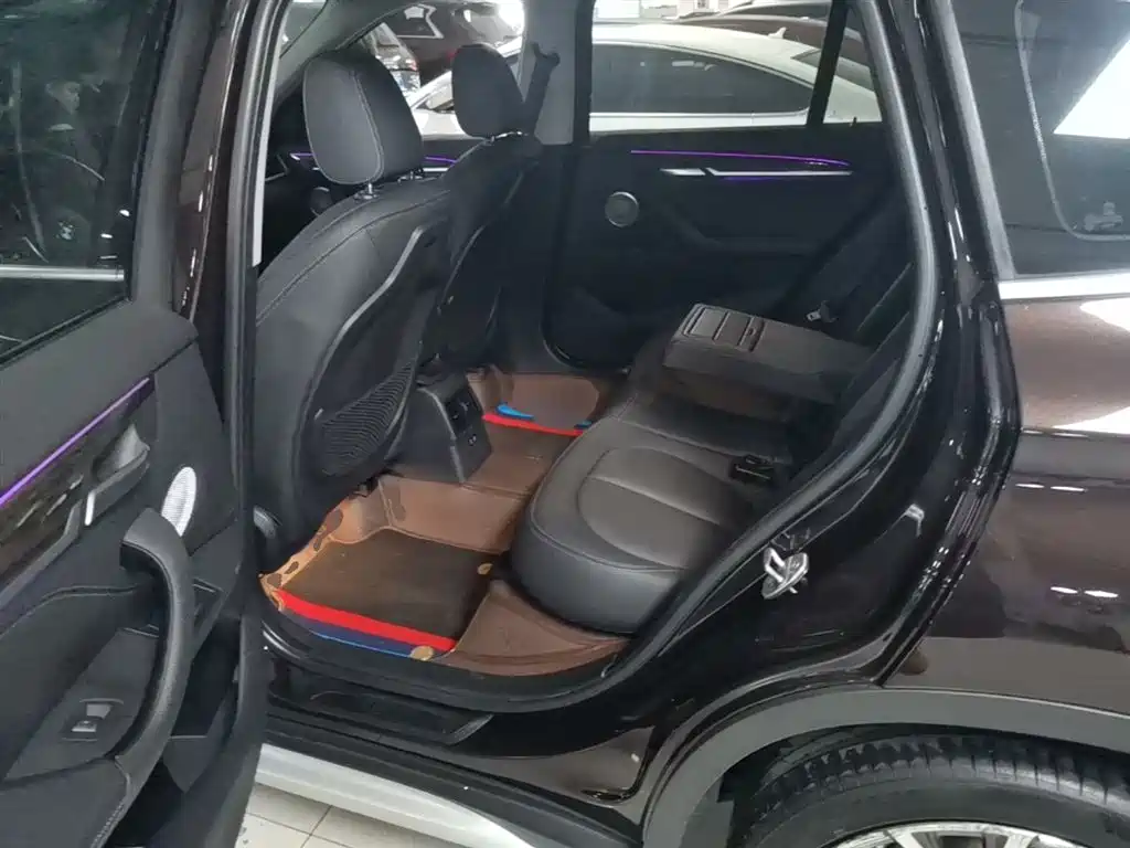 BMW X1 2021 Facelift xDrive25Li Premium фото 24