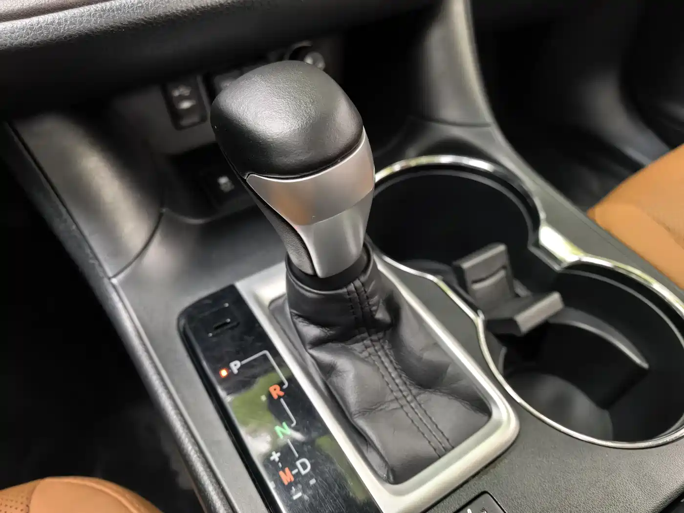 Toyota Highlander 2018 Model 2.0T 4WD Knight Edition 7-Seater China VI фото 18