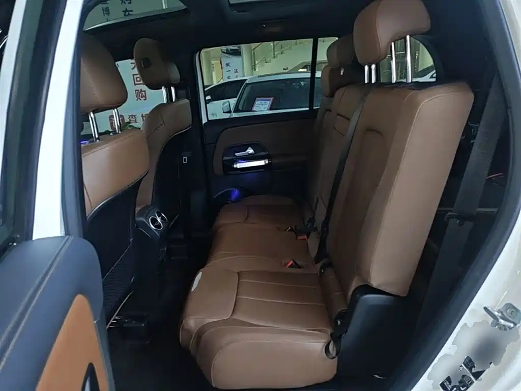 Mercedes-Benz GLB 2024 GLB 220 Fashion фото 17