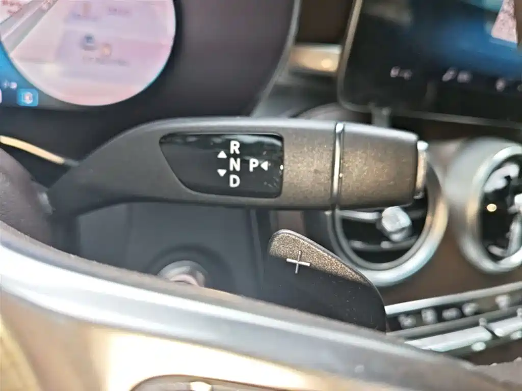 Mercedes-Benz GLC 2020 Facelift GLC 300 L 4MATIC Dynamic фото 14