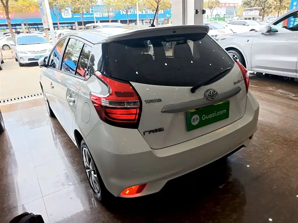 Toyota YARiS L Zhi Xuan 2016 Facelift 1.5E CVT Charming Edition фото 5