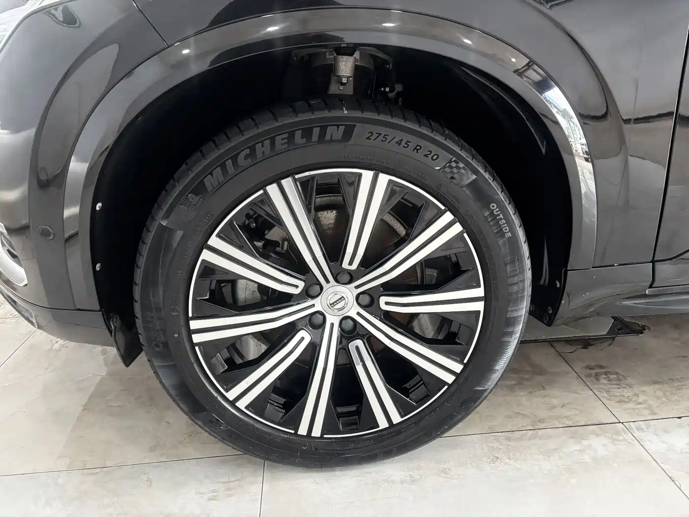 Volvo XC90 2023 B6 Smart Elegance Luxury Edition 7-Seater фото 34