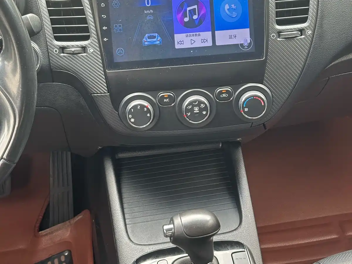 Kia K3 2017 1.6L Automatic 15th Anniversary Special GLS фото 8