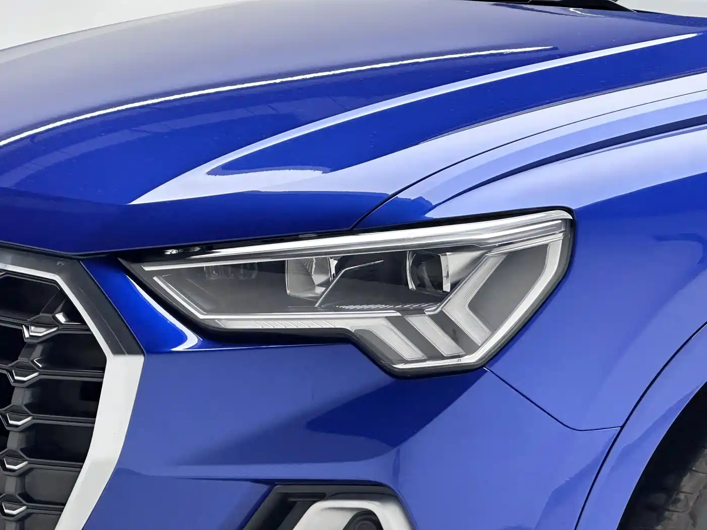Photo 14 - Audi Q3