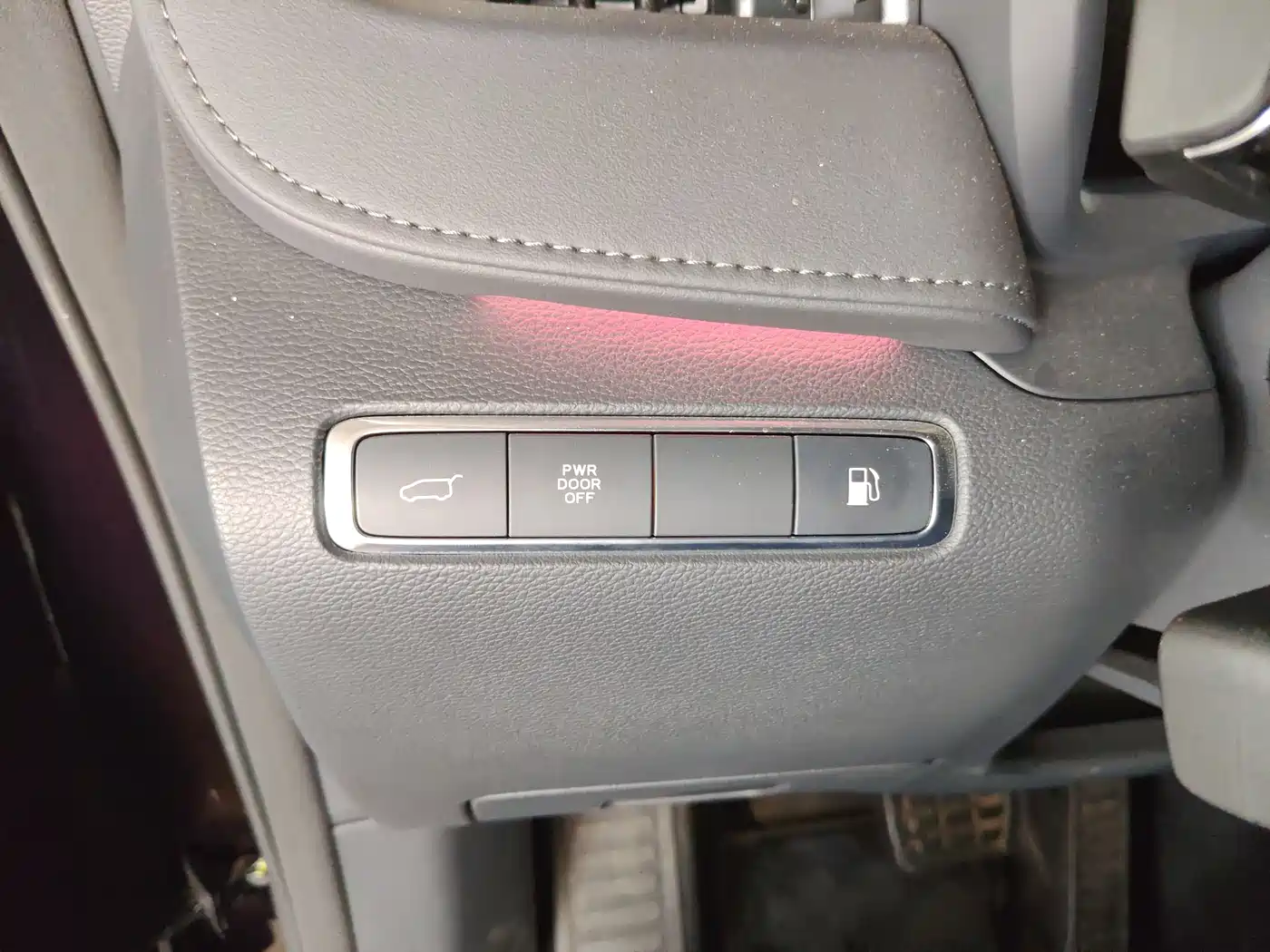 Hongqi HQ9 PHEV 2024 Model 2.0T AWD Luxury Edition фото 20