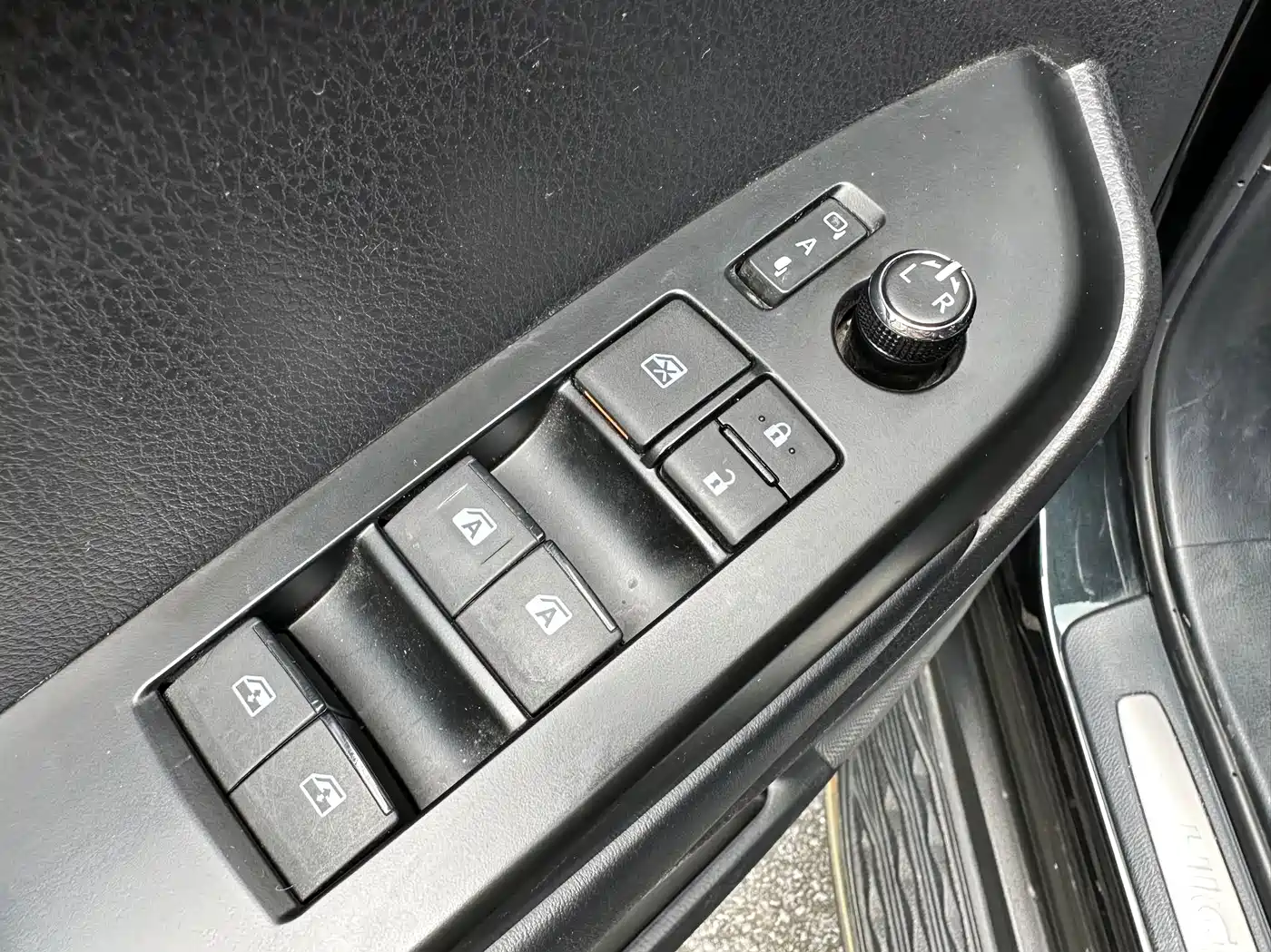 Toyota Highlander 2021 2.0T AWD Luxury 7-Seater фото 12