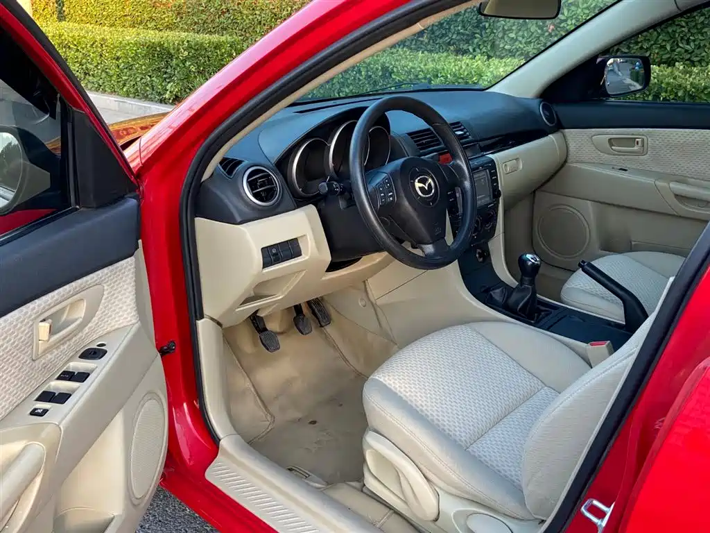 Mazda 3 2010 2010 1.6L Manual Classic Fashion