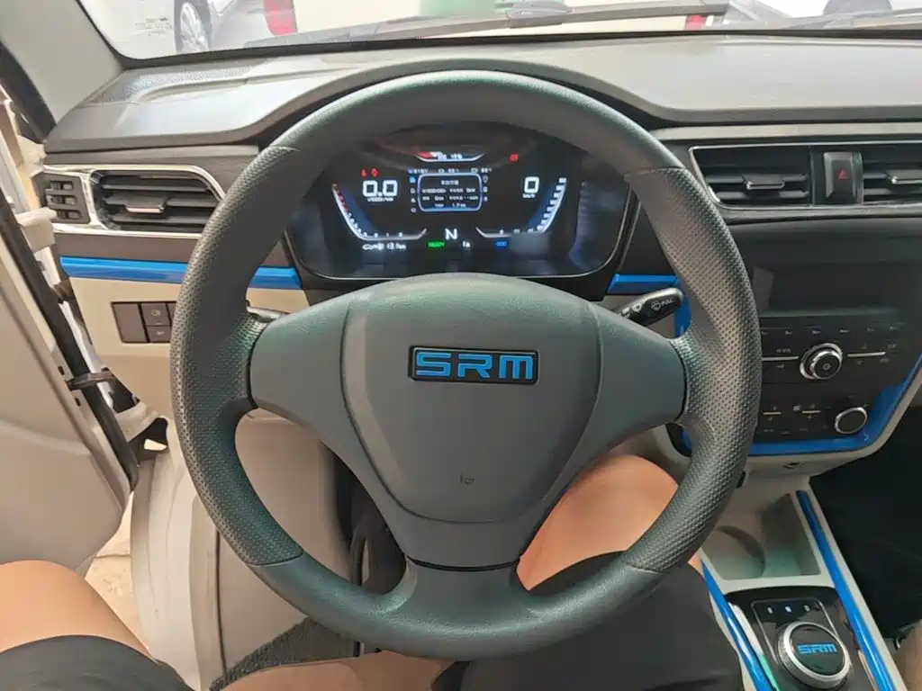 SRM Xinyuan Good Luck 2024 2023 Standard Passenger Vehicle