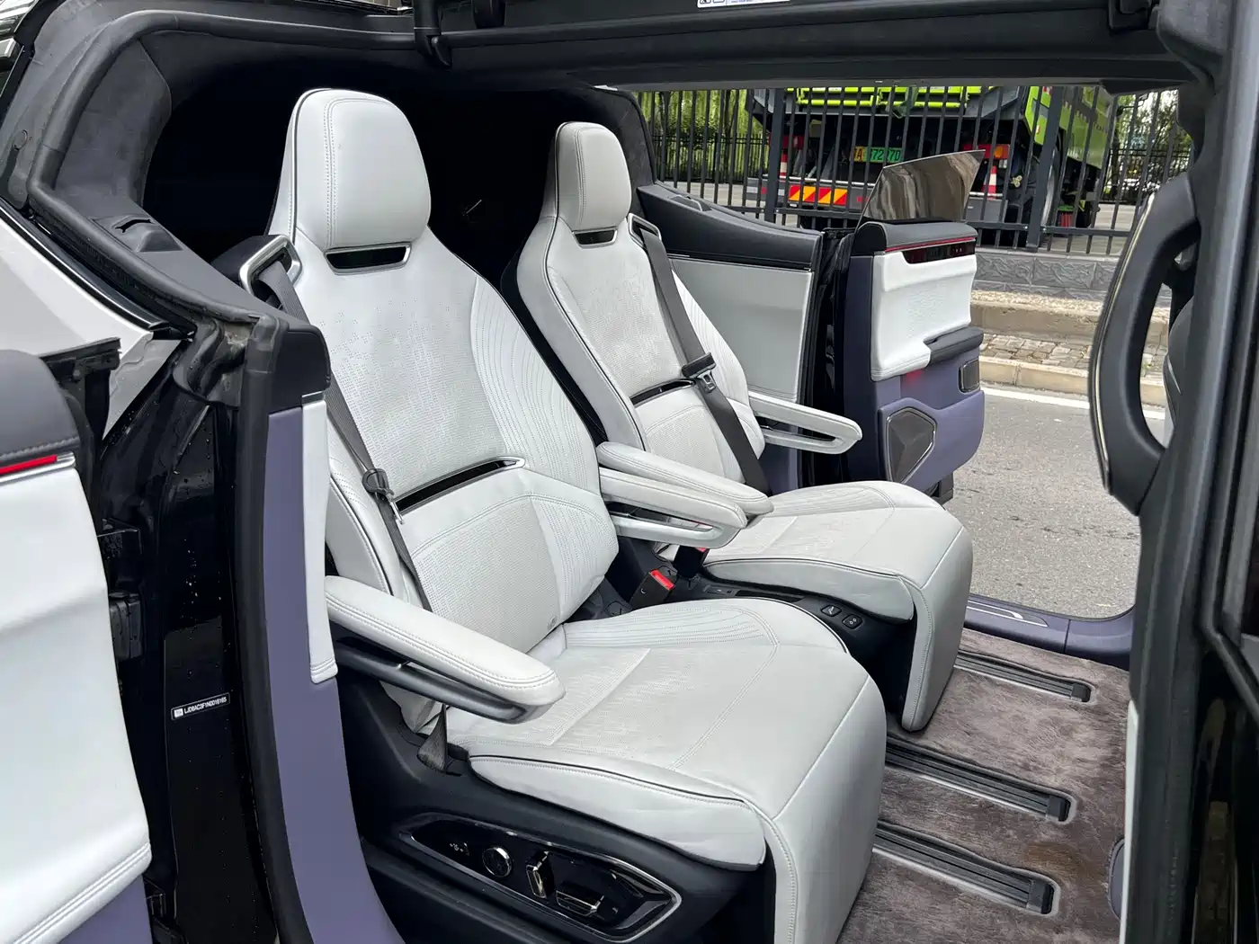 HiPhi X 2022 2021 Flagship Edition 6-Seater