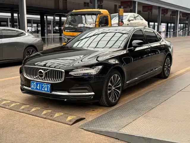 Volvo S90 B5, Смарт Люкс