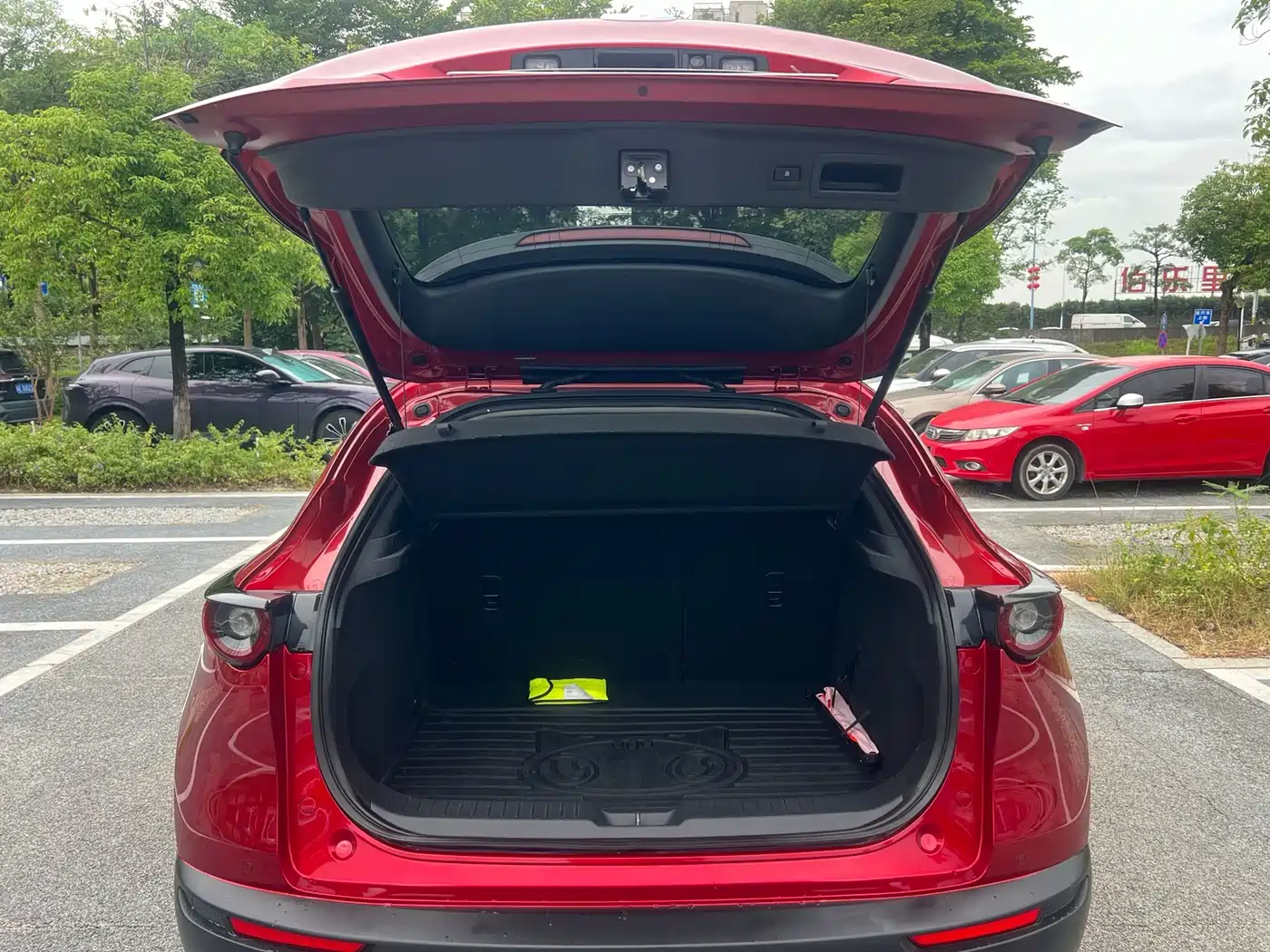 Photo 10 - Mazda CX-30