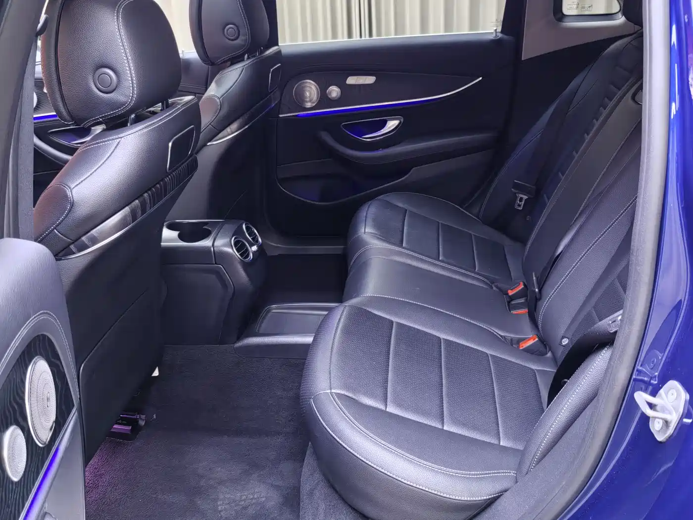 Mercedes-Benz E-Class 2016 E 200 L Sport Type фото 17