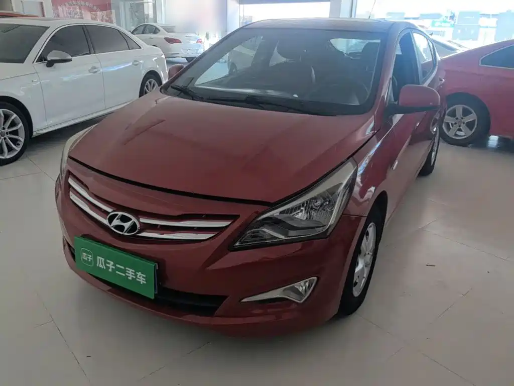 Hyundai Reina 2017 2016 1.4L Automatic GLX Leading