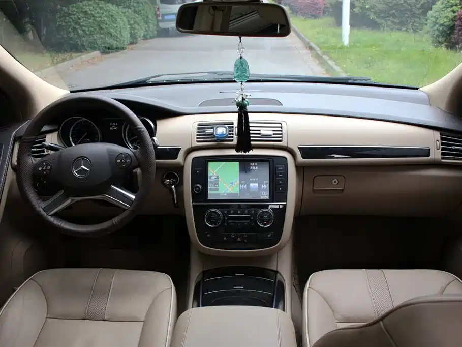 Mercedes-Benz R-Class 2015 R 320 4MATIC Luxury фото 12