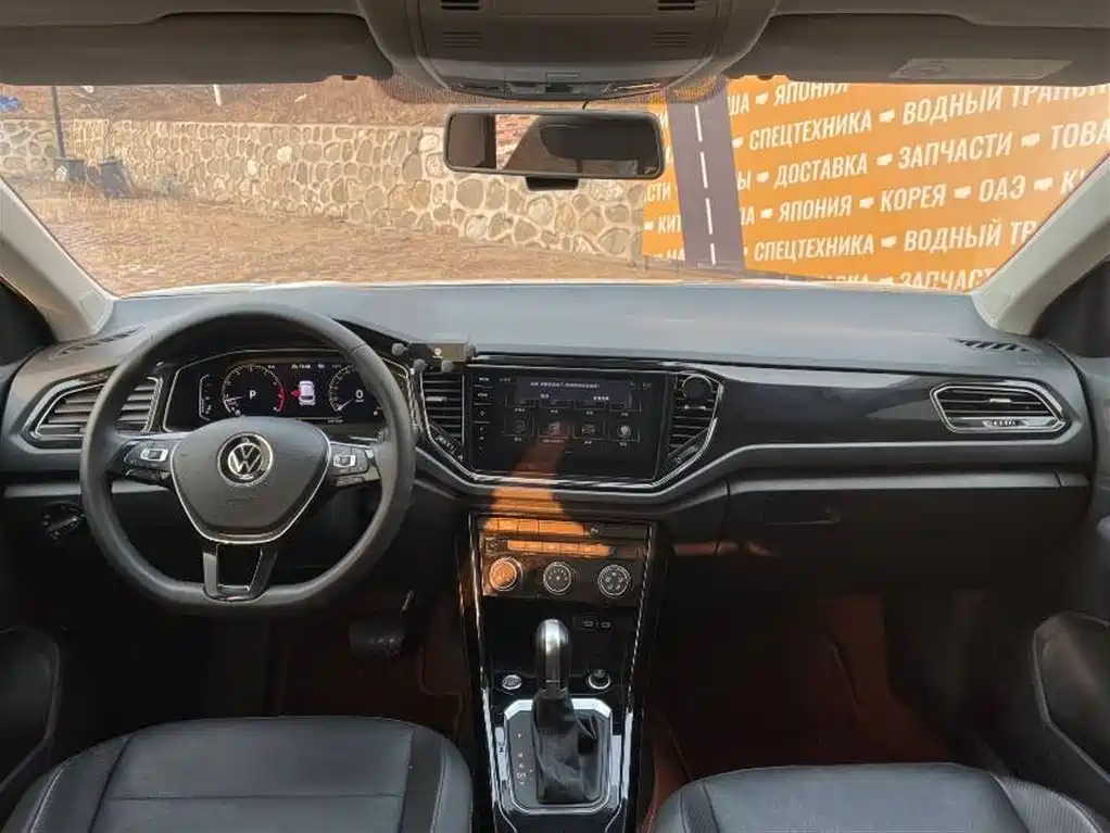 Volkswagen T-ROC 2022 280TSI DSG 2WD Comfort PLUS фото 14