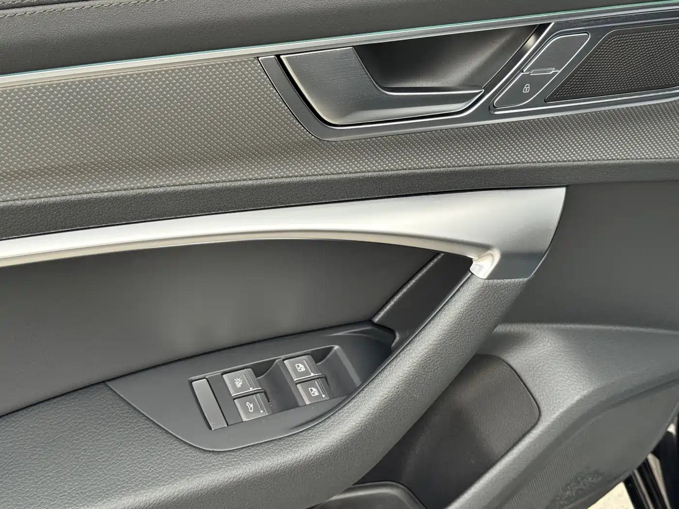 Audi A6L 2024 45 TFSI Premium Dynamic фото 17