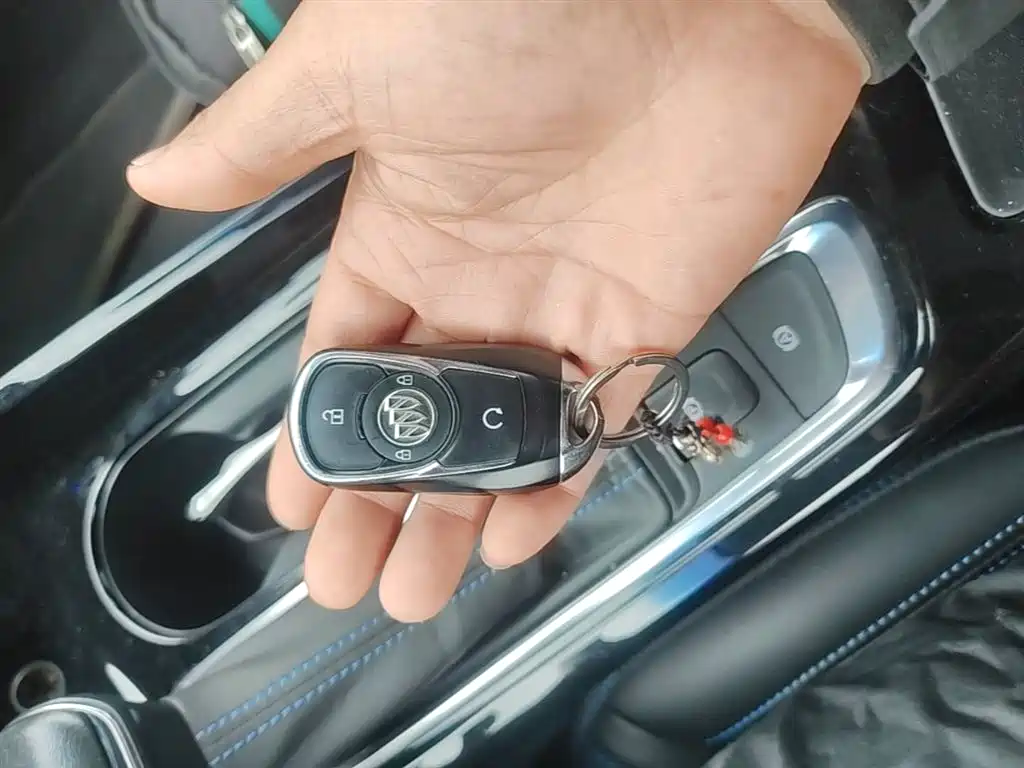 Buick Velite 6 2019 Connected Smart Edition фото 9