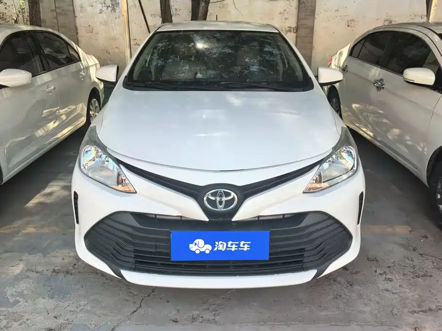 Photo 2 - Toyota Vios