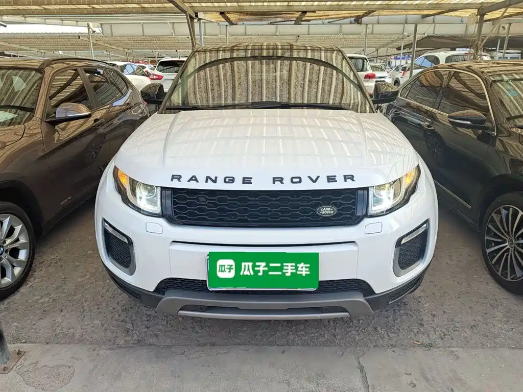 Land Rover Range Rover Evoque 2017 2.0T British Style Edition фото 3