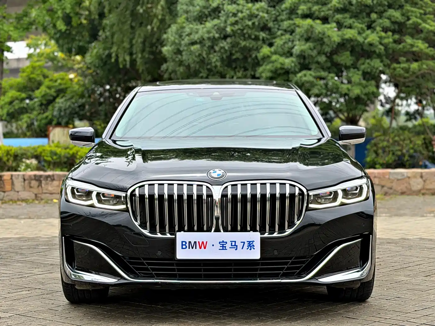 BMW 7 Series 2021 Model 740Li Leading Luxury Package фото 2
