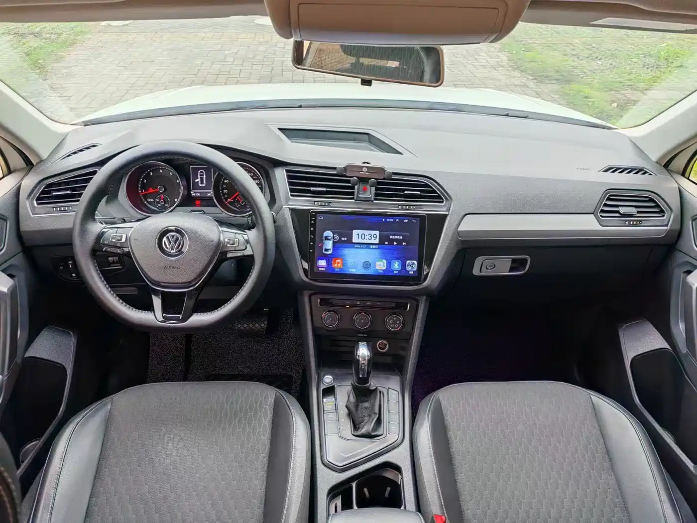 Volkswagen Tiguan L 2017 330TSI Automatic 2WD Trend Edition фото 5