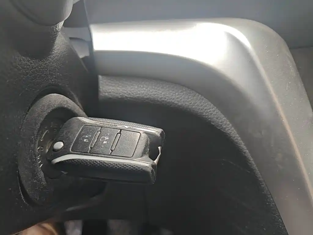 Venucia T70 2016 2015 1.6L Manual Ruixing Edition