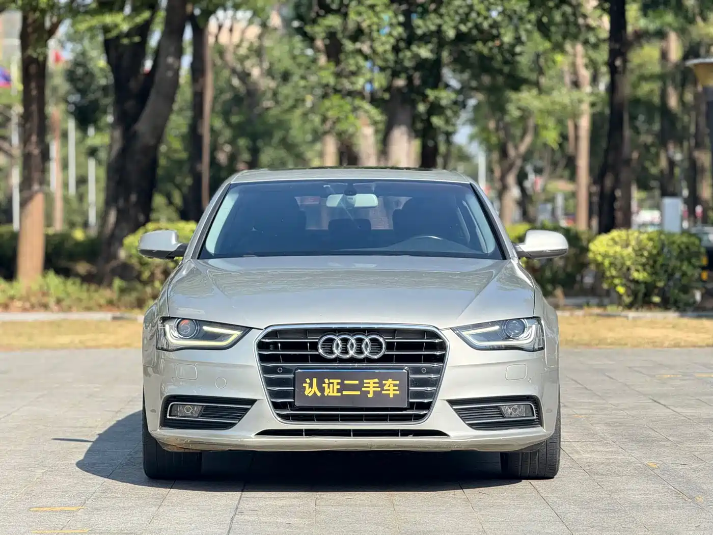 Audi A4L 2015 35 TFSI Auto Standard фото 2