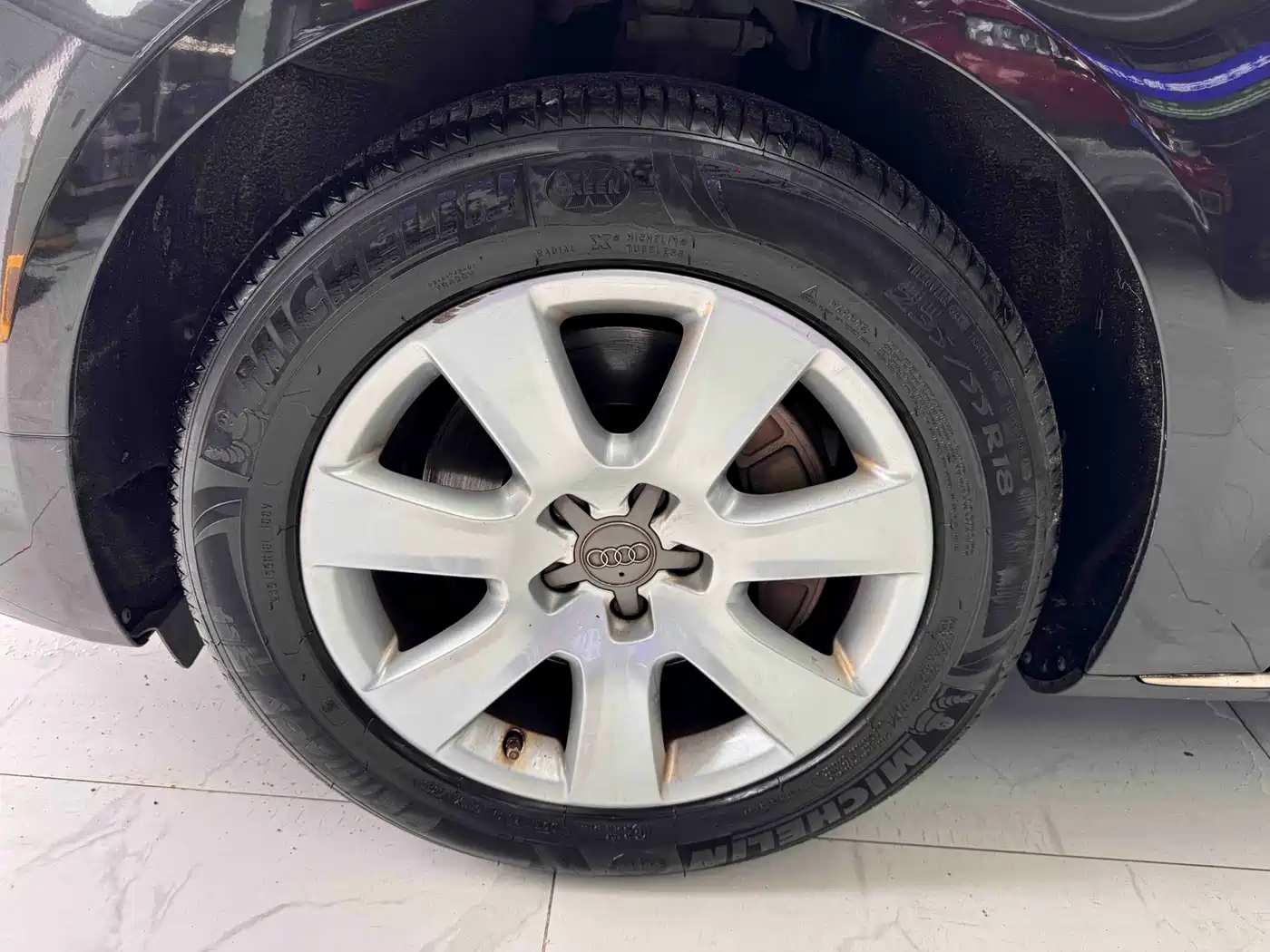 Audi A8 2013 A8L 45 TFSI quattro Luxury фото 30