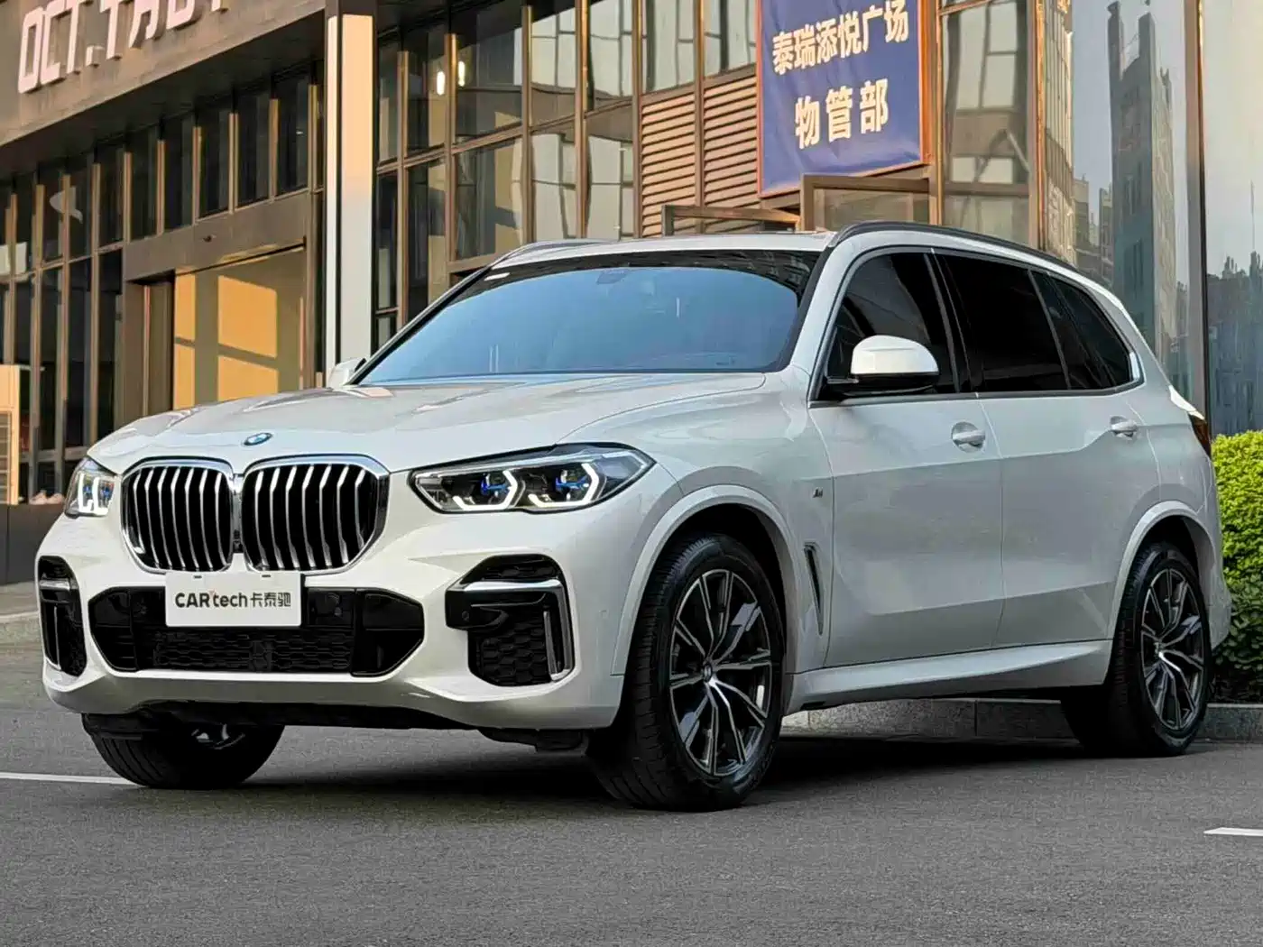 BMW X5 2022 2022 Facelift xDrive 30Li Premium M Sport Package