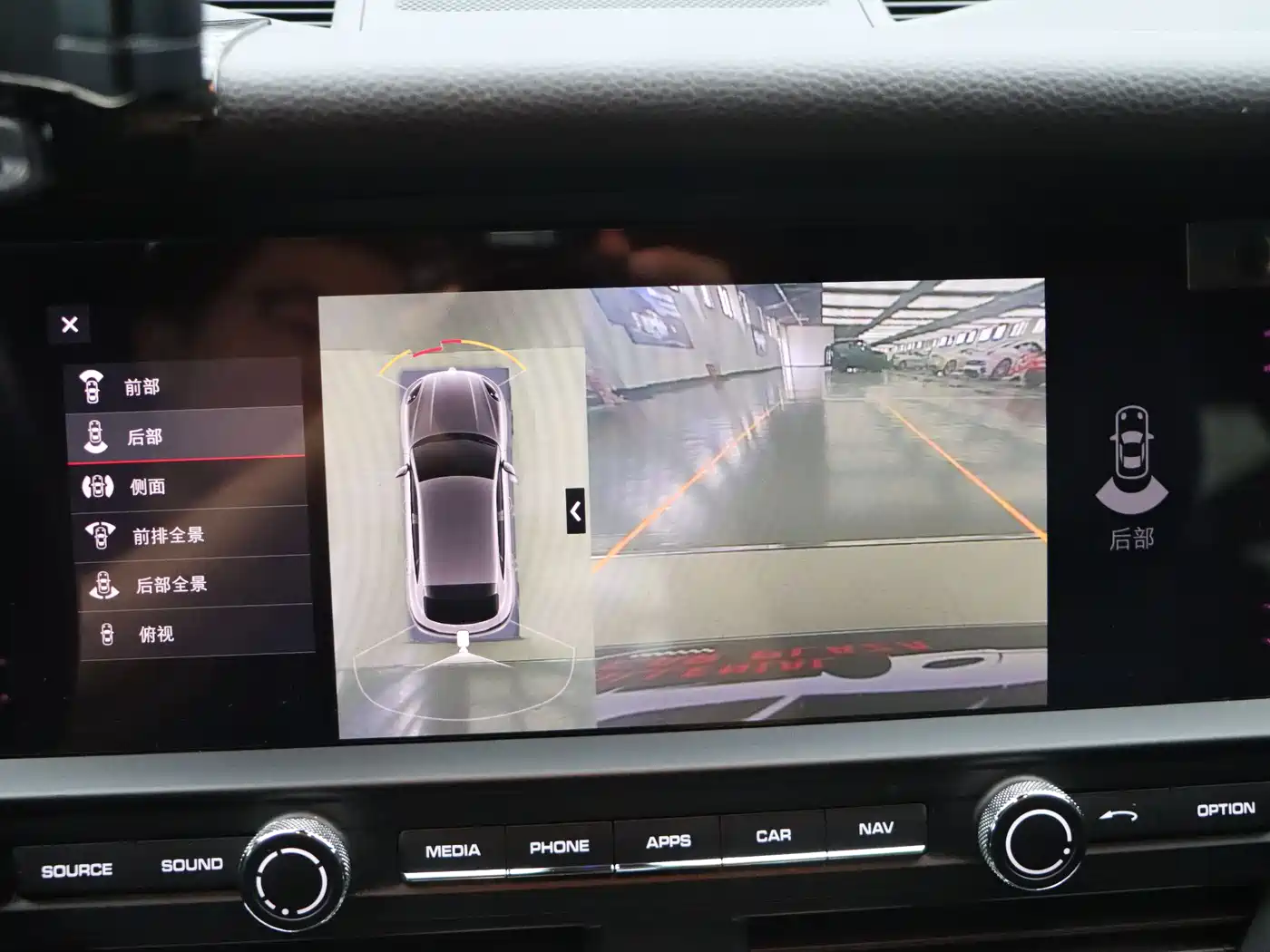 Porsche Macan 2018 Macan 2.0T фото 14