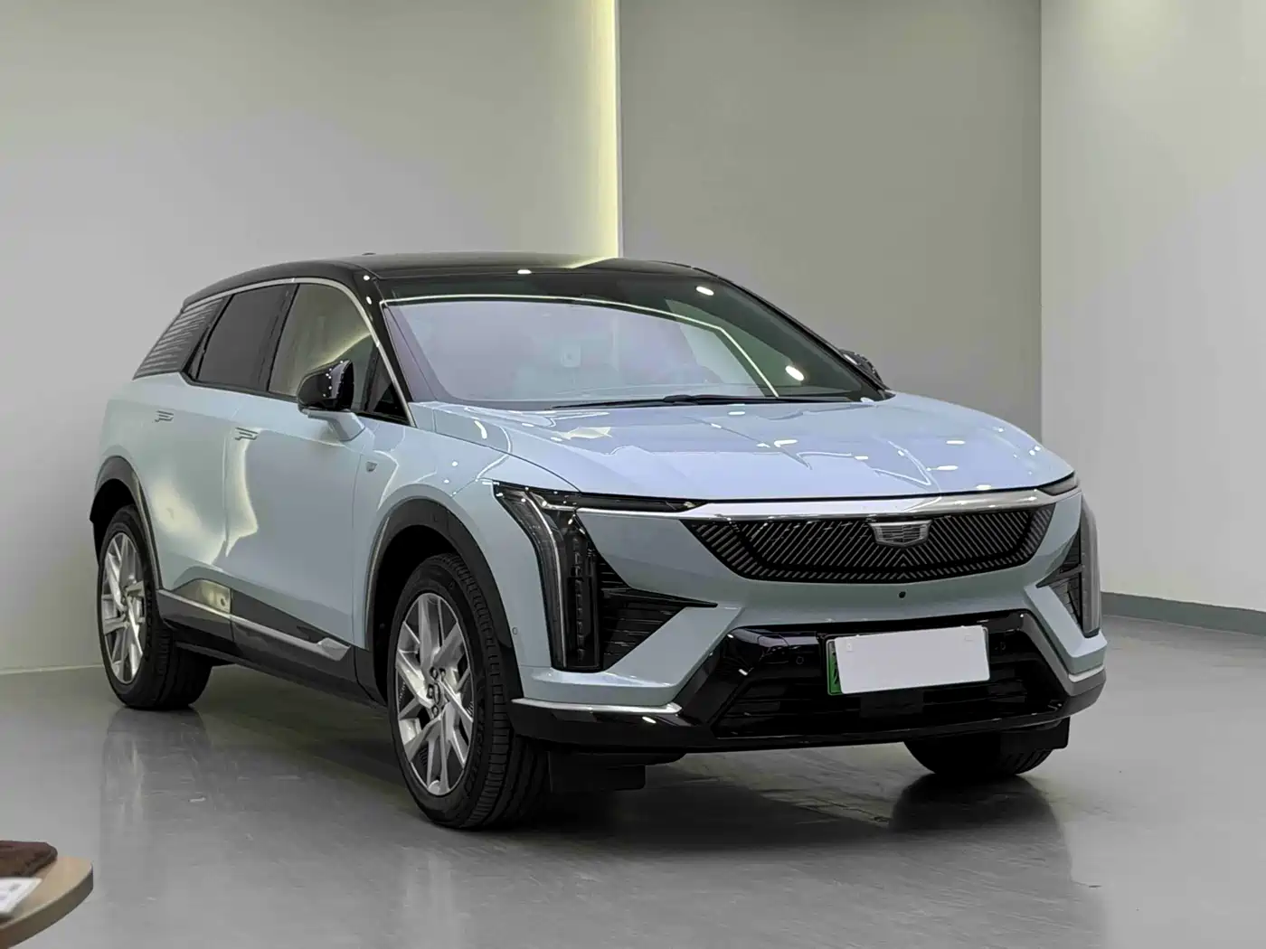 CADILLAC IQ AOGE