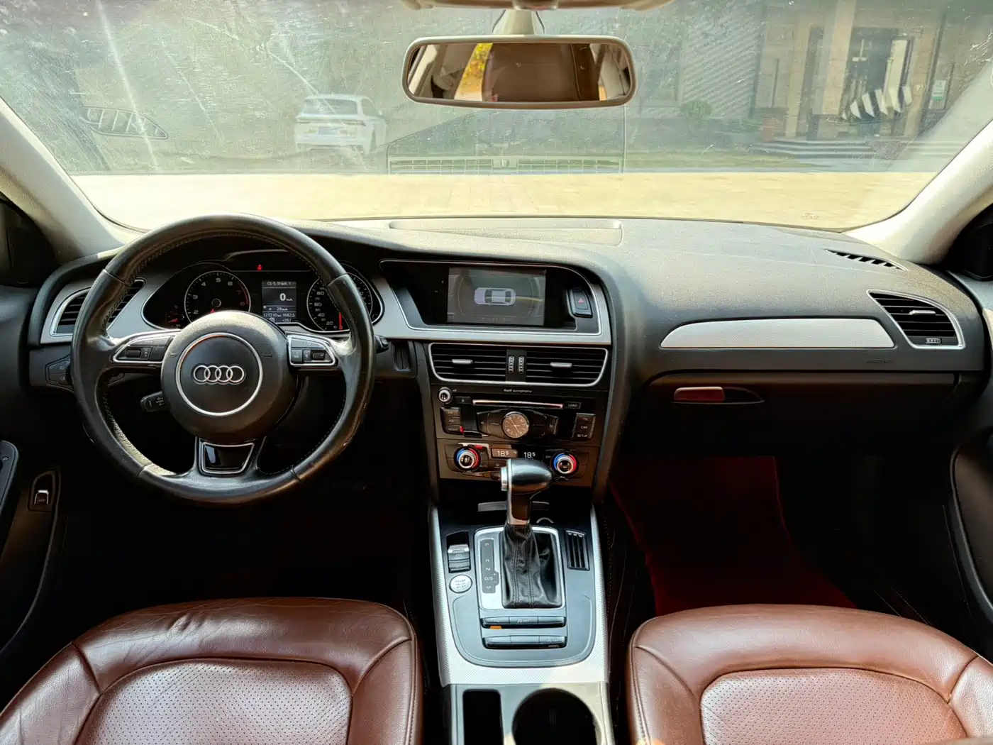 Audi A4L 2015 35 TFSI Auto Standard фото 9