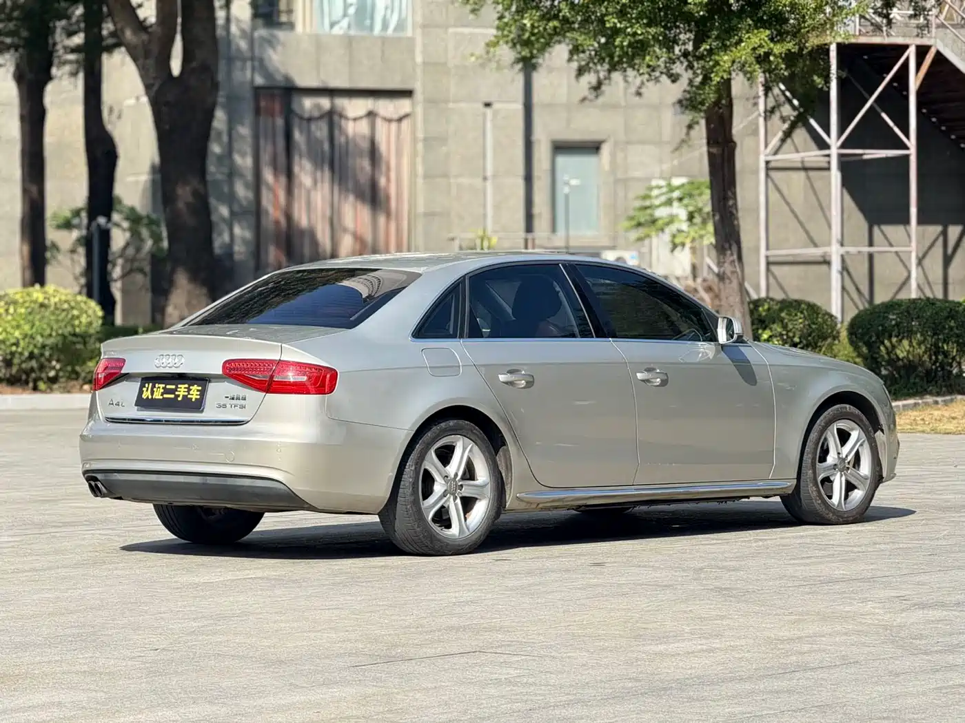 Audi A4L 2015 35 TFSI Auto Standard фото 20