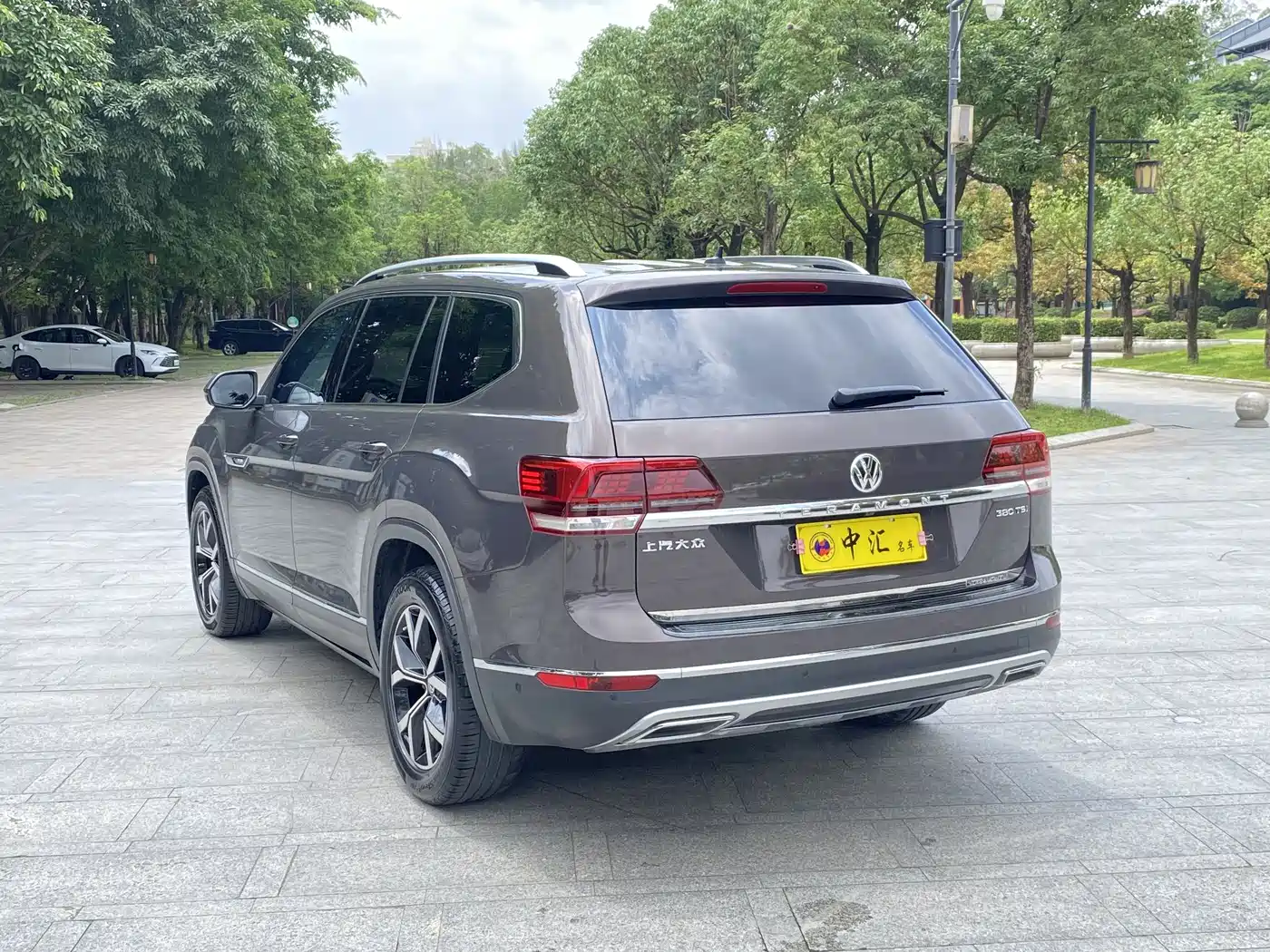 Volkswagen Teramont 2019 380TSI 4WD Luxury Edition China VI фото 9