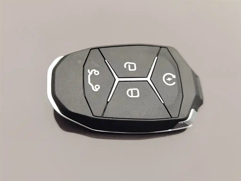Lynk & Co 02 2021 2.0TD Automatic 2WD Shine Champion Edition фото 19