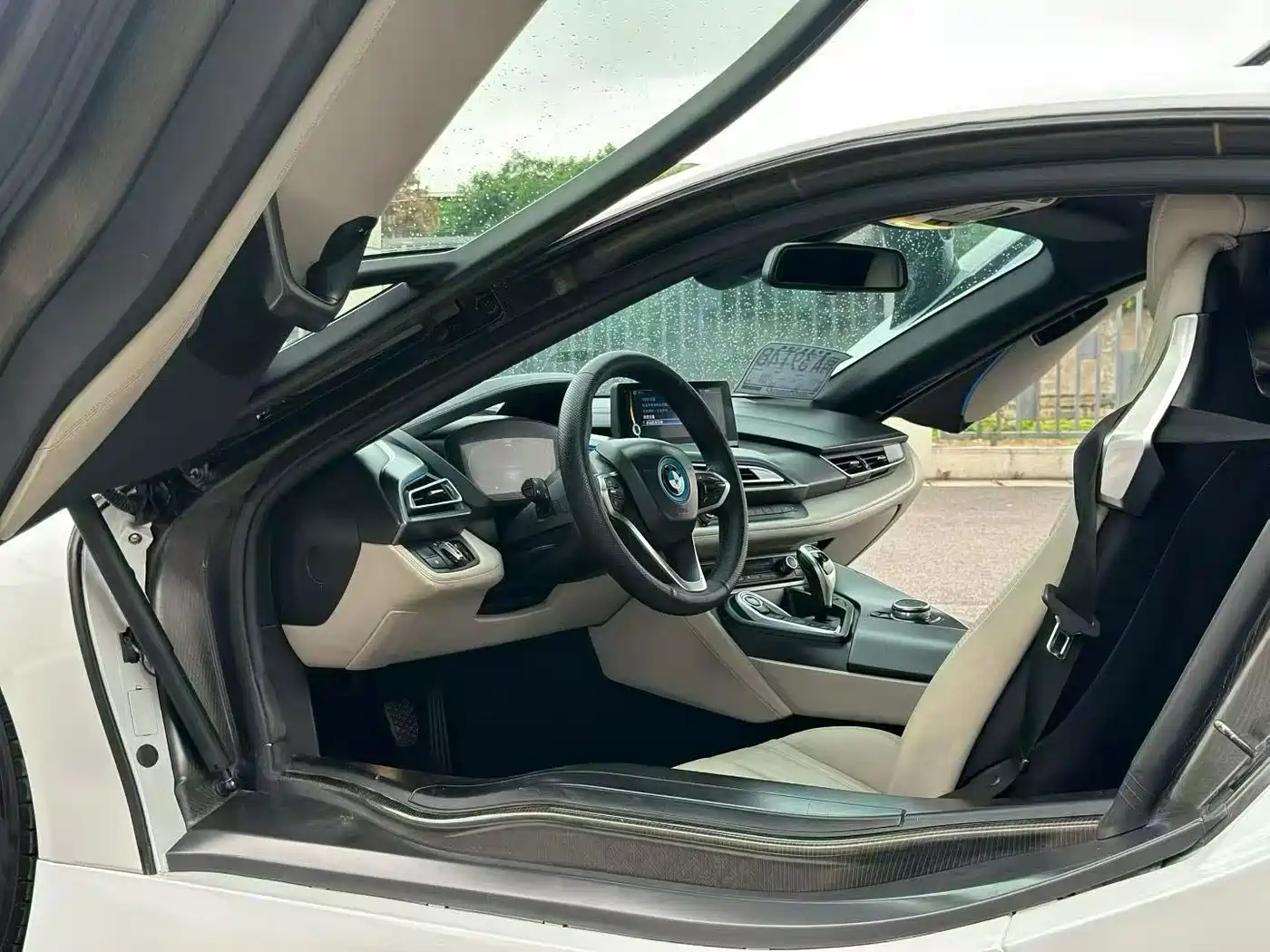 BMW i8 2014 Standard фото 4