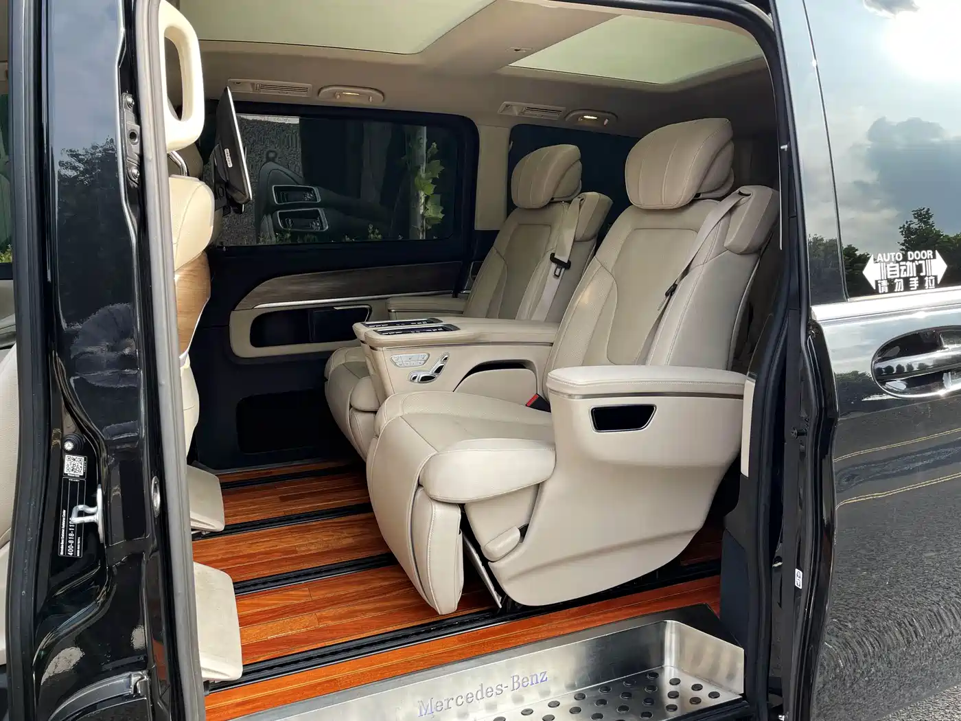 Mercedes-Benz V-Class 2020 V 260 Luxury Edition фото 4