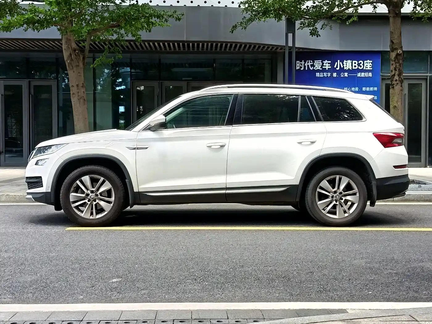 Škoda Kodiaq 2018 Facelift TSI330 5-seat 2WD Premium Luxury Edition фото 11