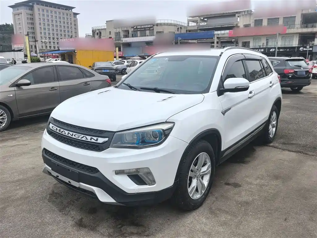 Фото 1 - Changan CS75
