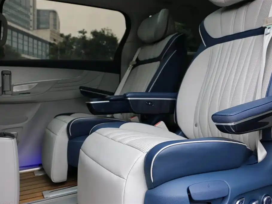 Roewe iMAX8 2021 2021 400TGI Supreme Series Honor