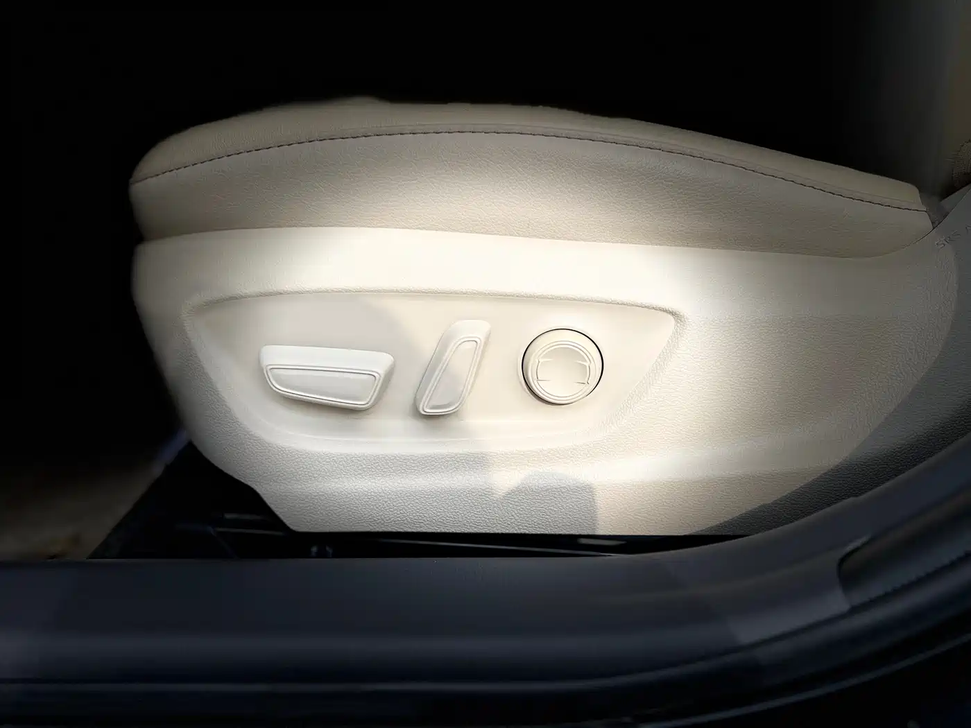Toyota Camry 2019 2.0G Luxury (China V) фото 11
