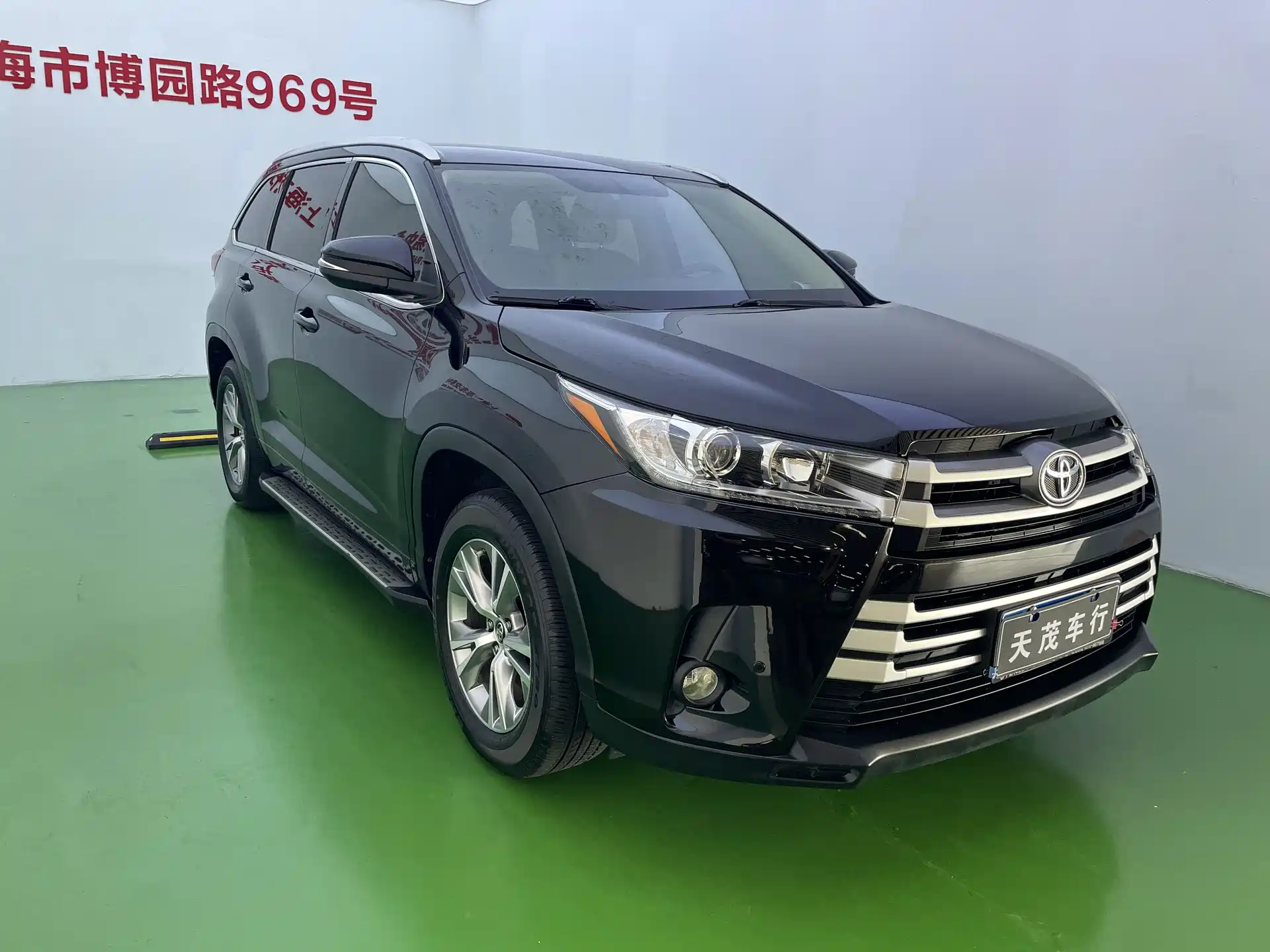 Фото 3 - Toyota Highlander