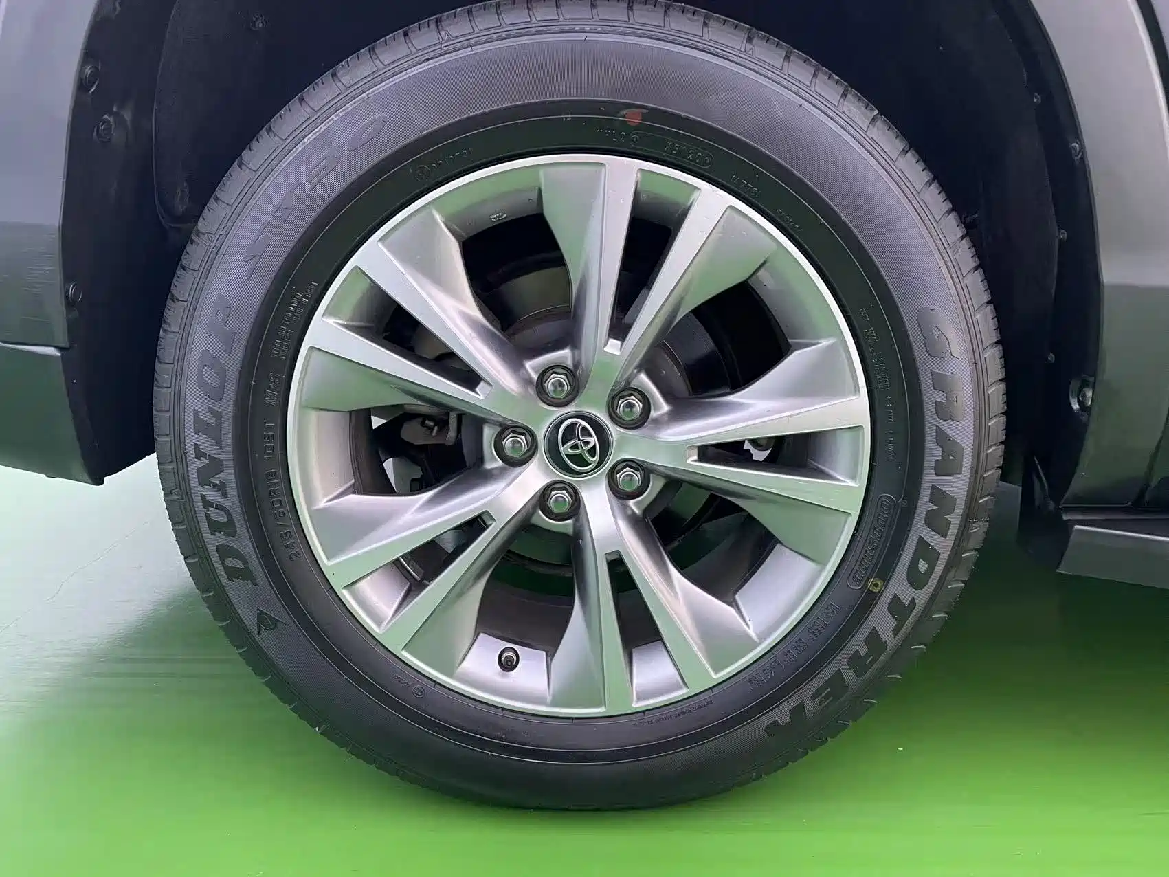 Фото 9 - Toyota Highlander