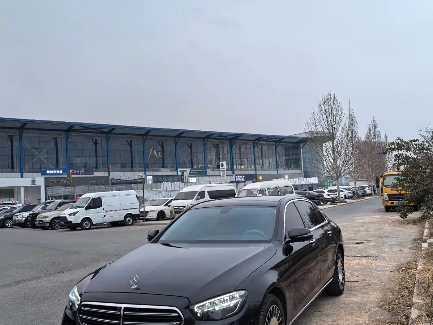Mercedes-Benz E-Class 2022 E 300 L Fashion фото 3