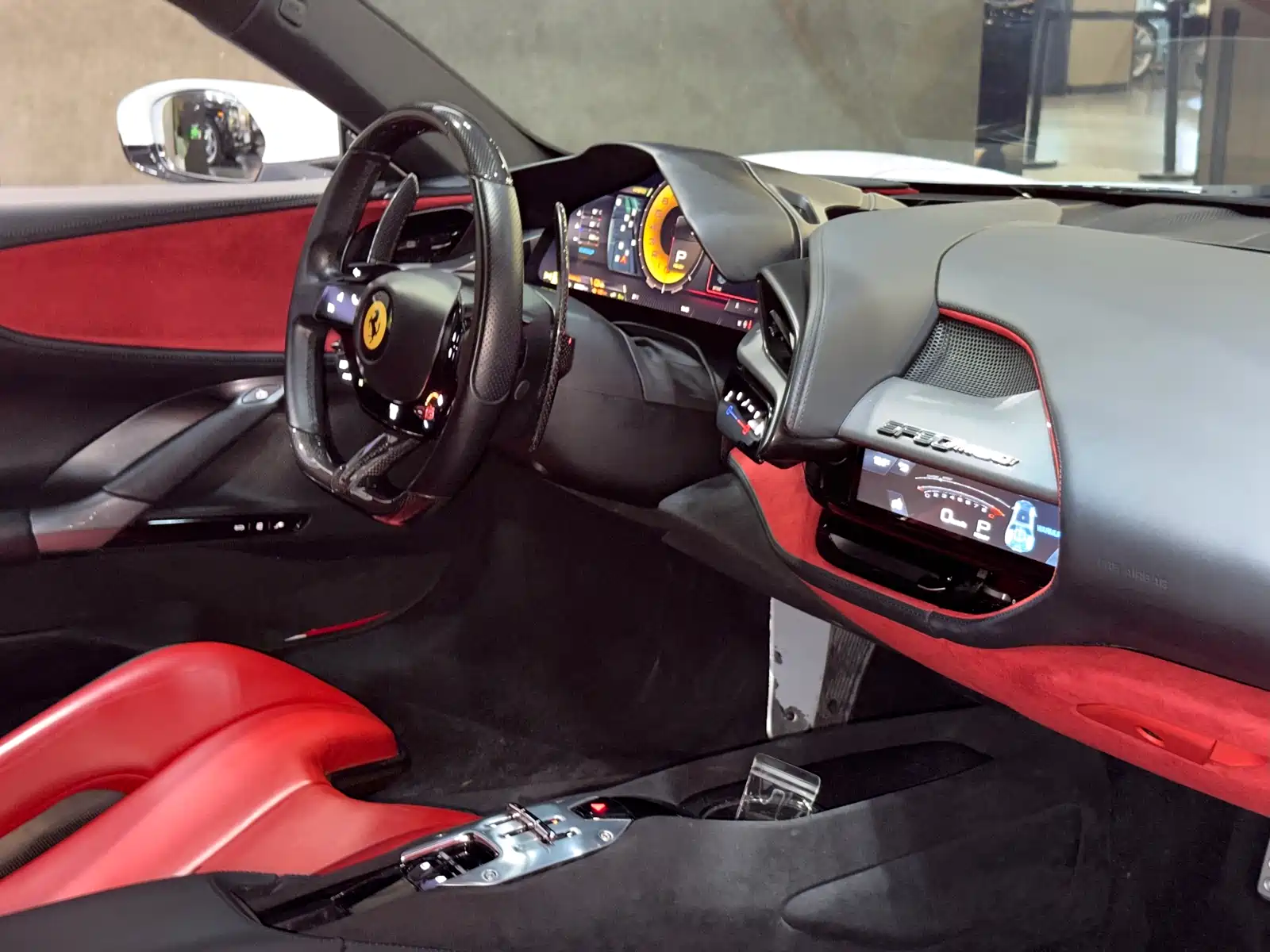 صورة 17 - Ferrari SF90